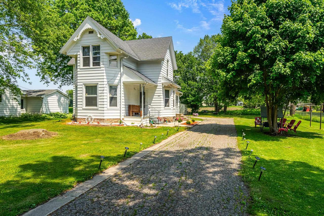 Property Photo: 547 Eureka Street WI 54971