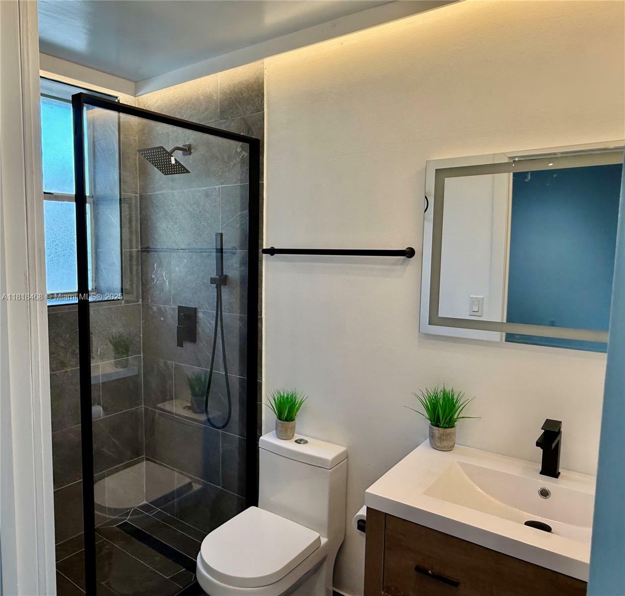 Property Photo: 1502 Jefferson Ave 106 FL 33139