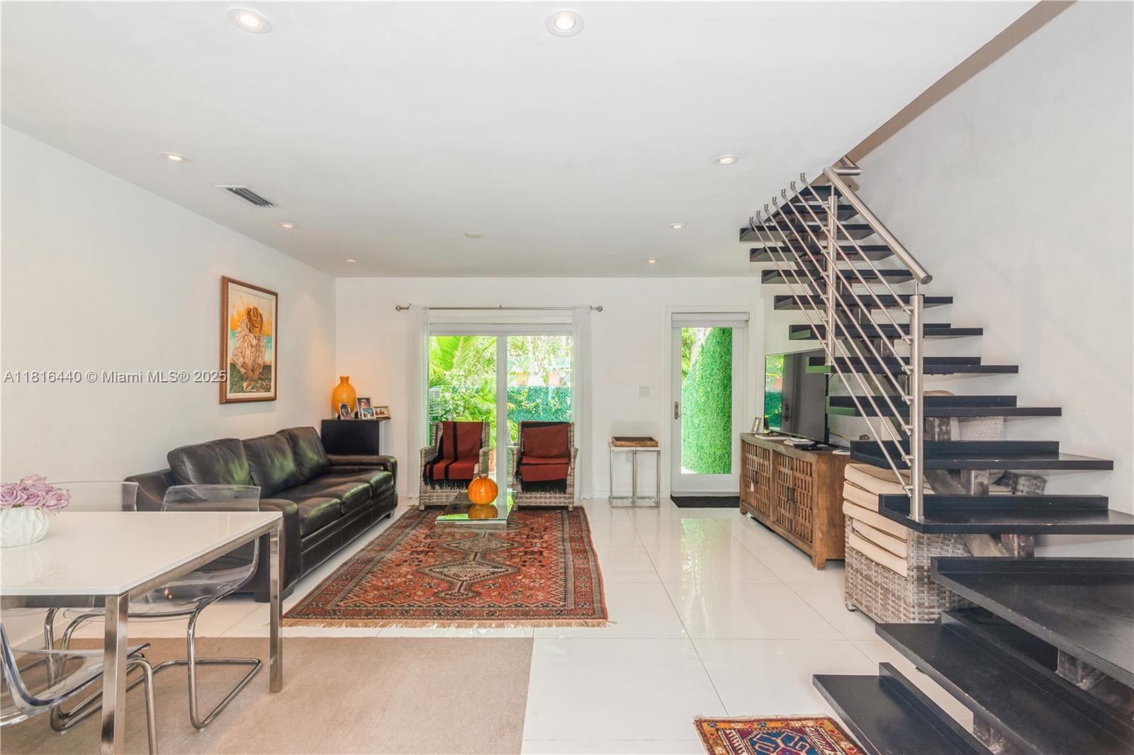 Property Photo: 798 Crandon Blvd 55-B FL 33149