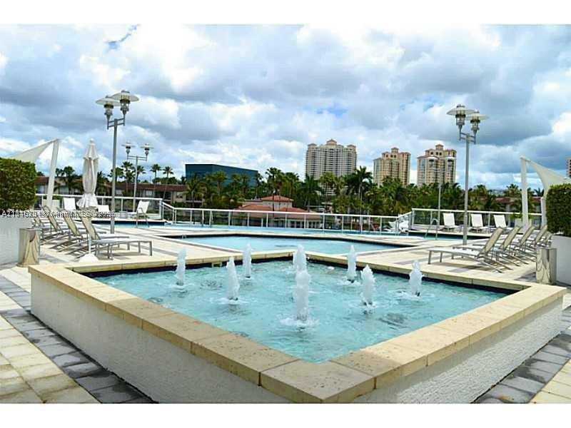 Property Photo: 3131 NE 188th St 2-906 FL 33180