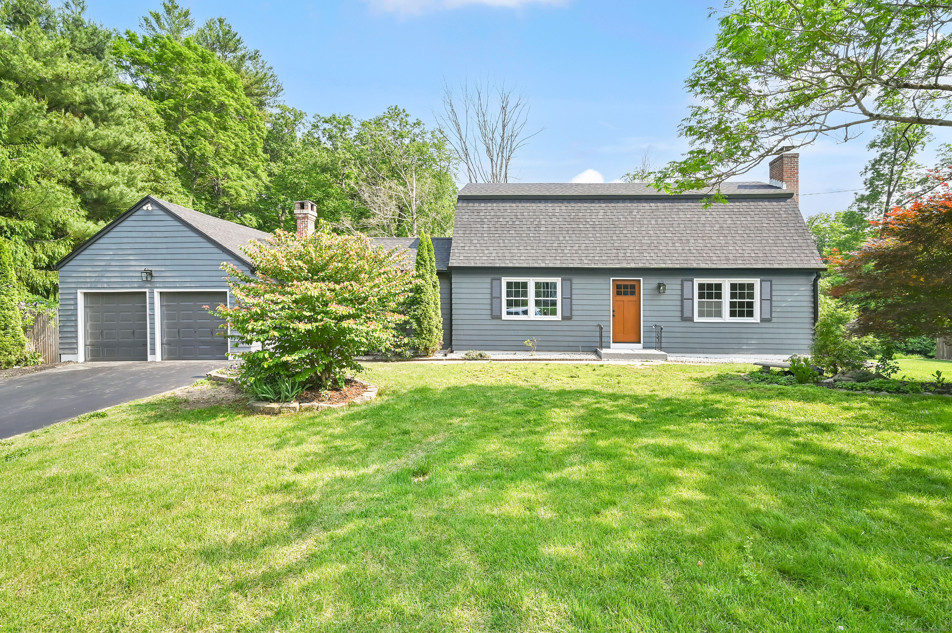 Property Photo: 9 Earl Drive CT 06280