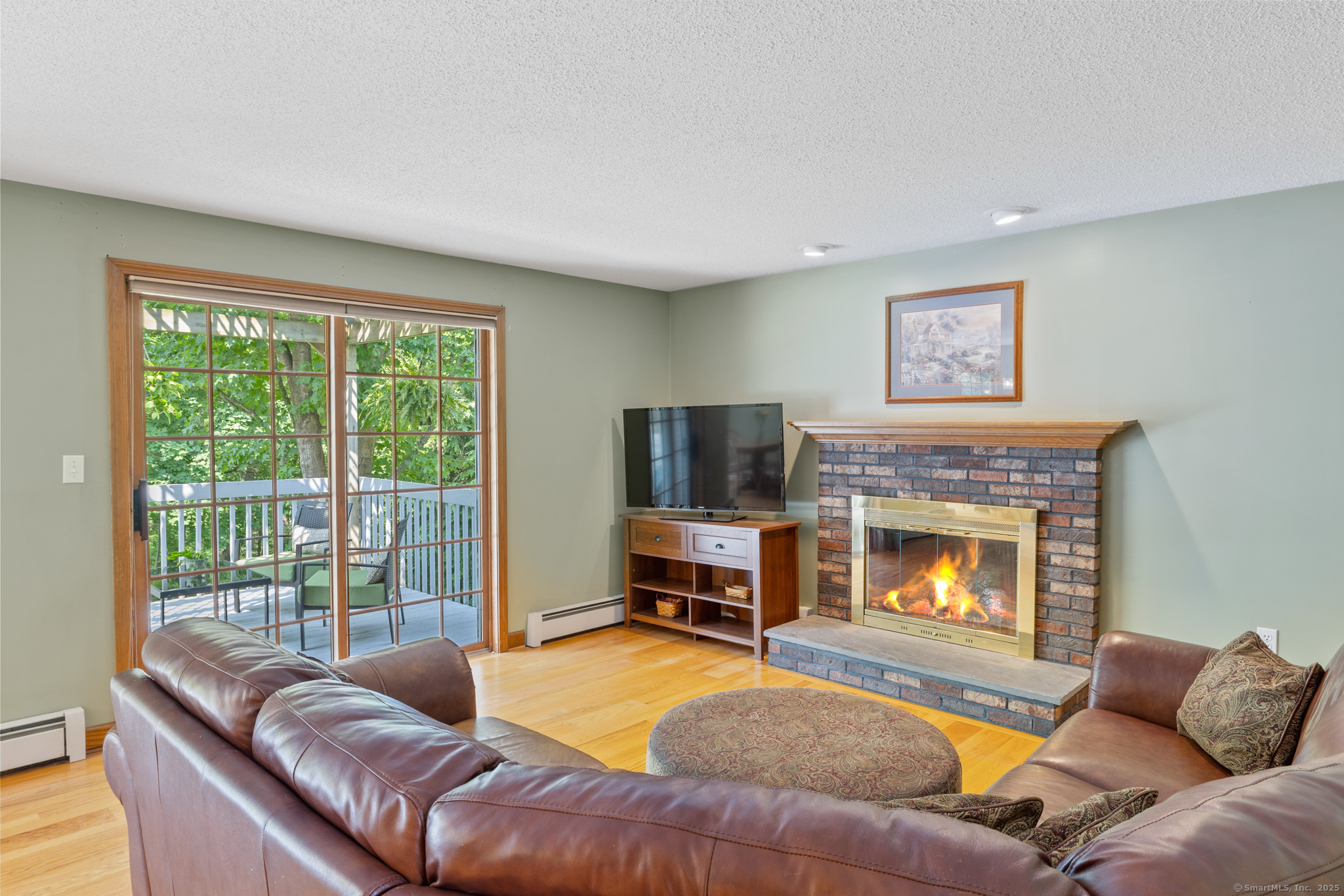 Property Photo: 199 Dennison Ridge CT 06040