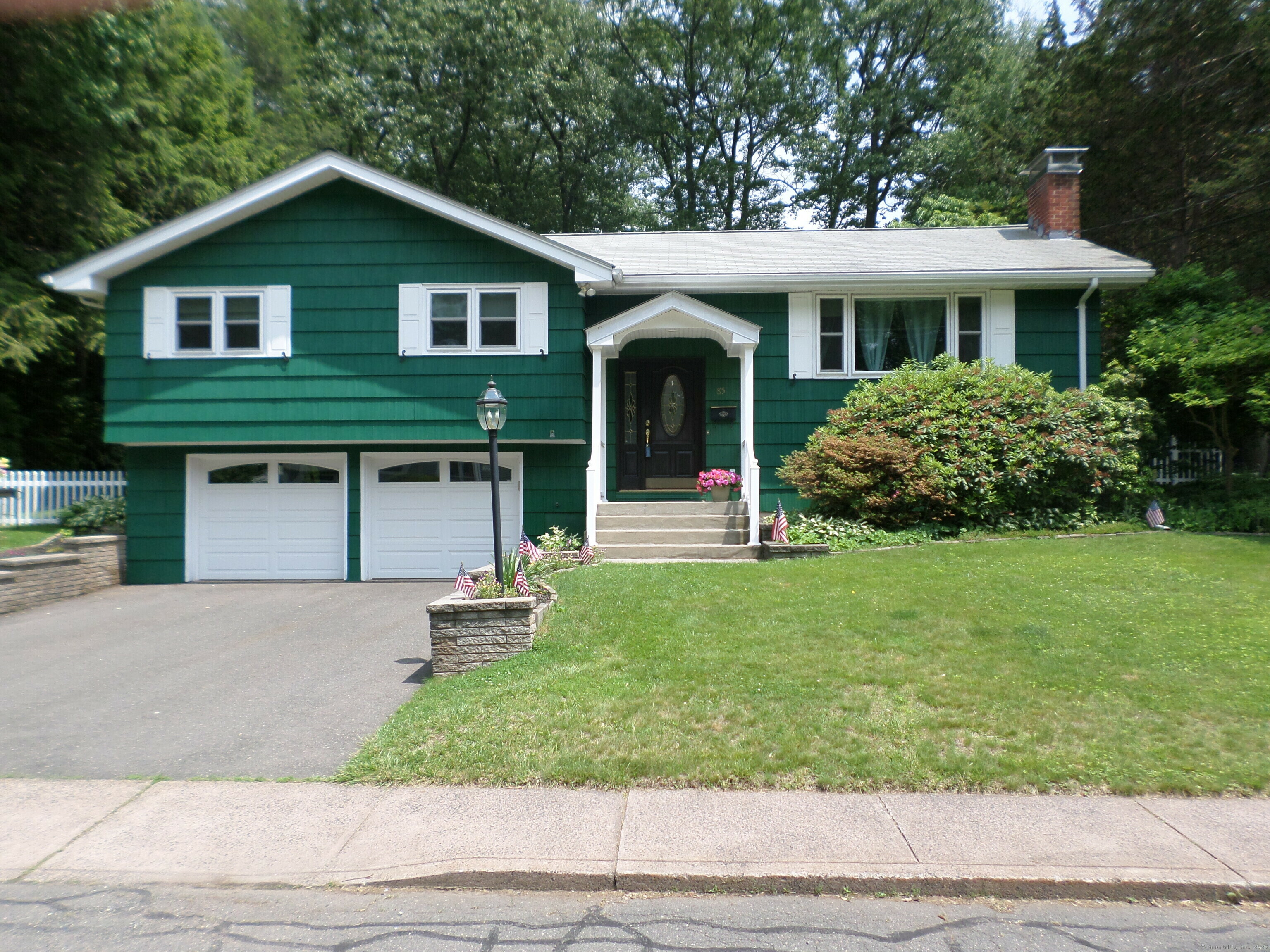 85 Constance Drive  Manchester CT 06042 photo