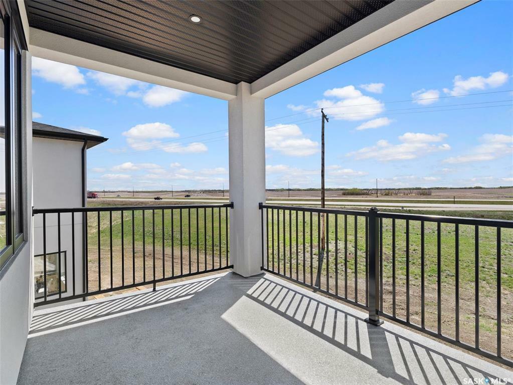 Property Photo: 134 Mazurek Crescent SK S7V 1S1