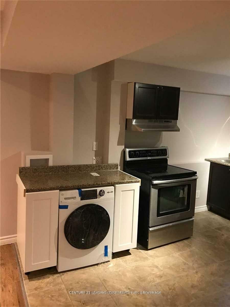 Property Photo: 967 McTrach Crescent Bsmt ON L9T 7B9