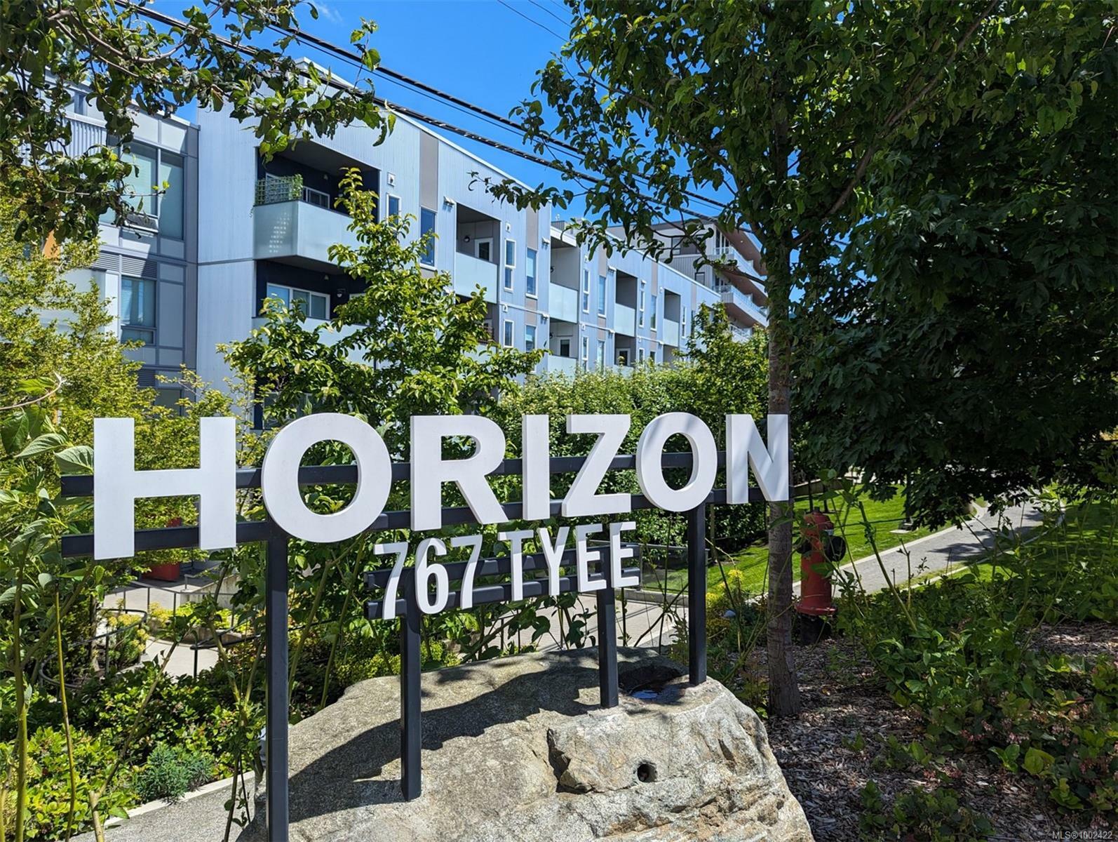 Property Photo: 767 Tyee Rd 414 BC V9A 0G5