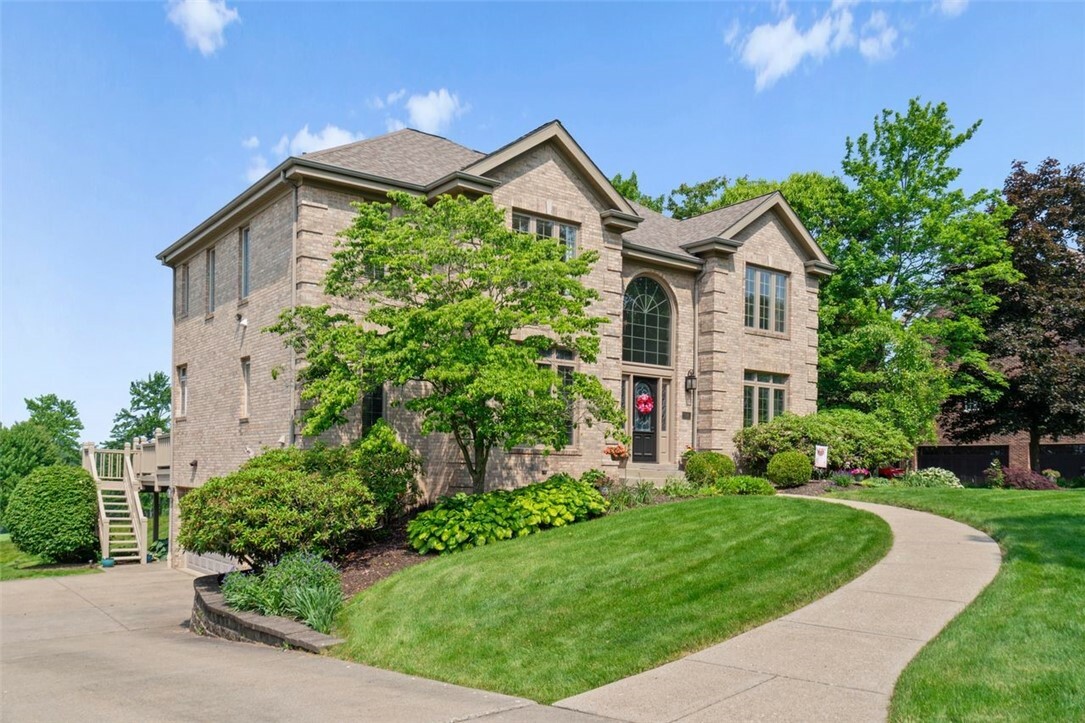 112 Beaver Creek Ct  Sewickley PA 15143 photo