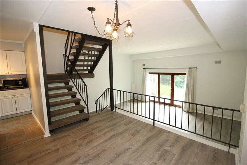 Property Photo: 133 Rivermont Ct PA 15024