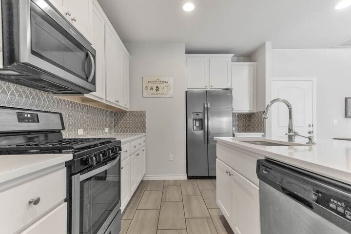Property Photo: 4821 Star Jasmine Drive 141 TX 78723