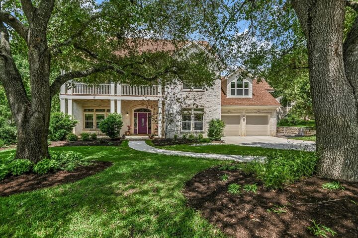 1208 Verdant Way  Austin TX 78746 photo