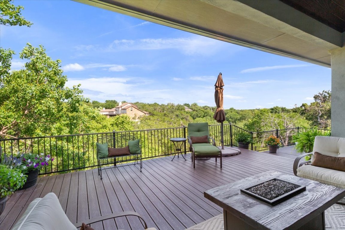 Property Photo:  2501 Woodbine Circle  TX 78628 