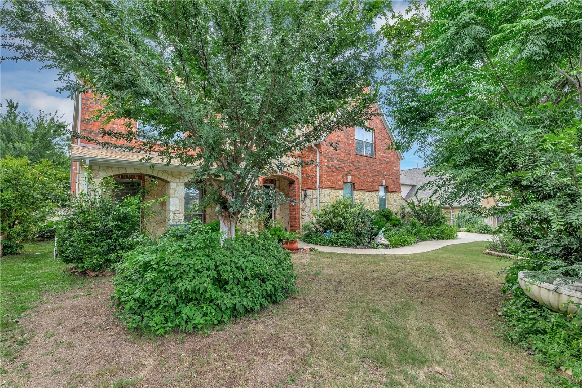 Property Photo: 222 Vailco Lane TX 78738