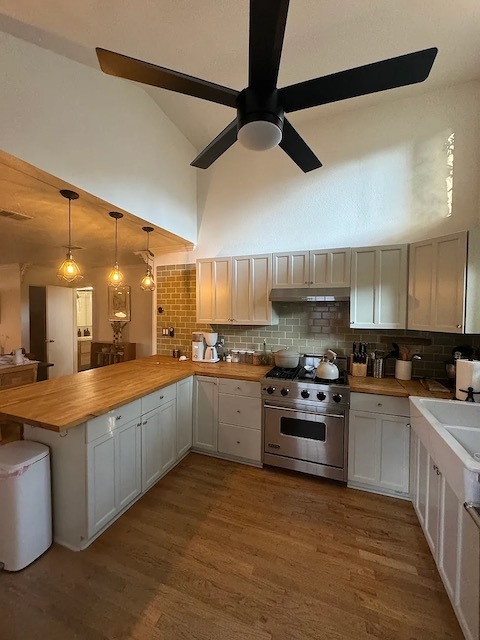 Property Photo:  2217 Garden Street  TX 78702 