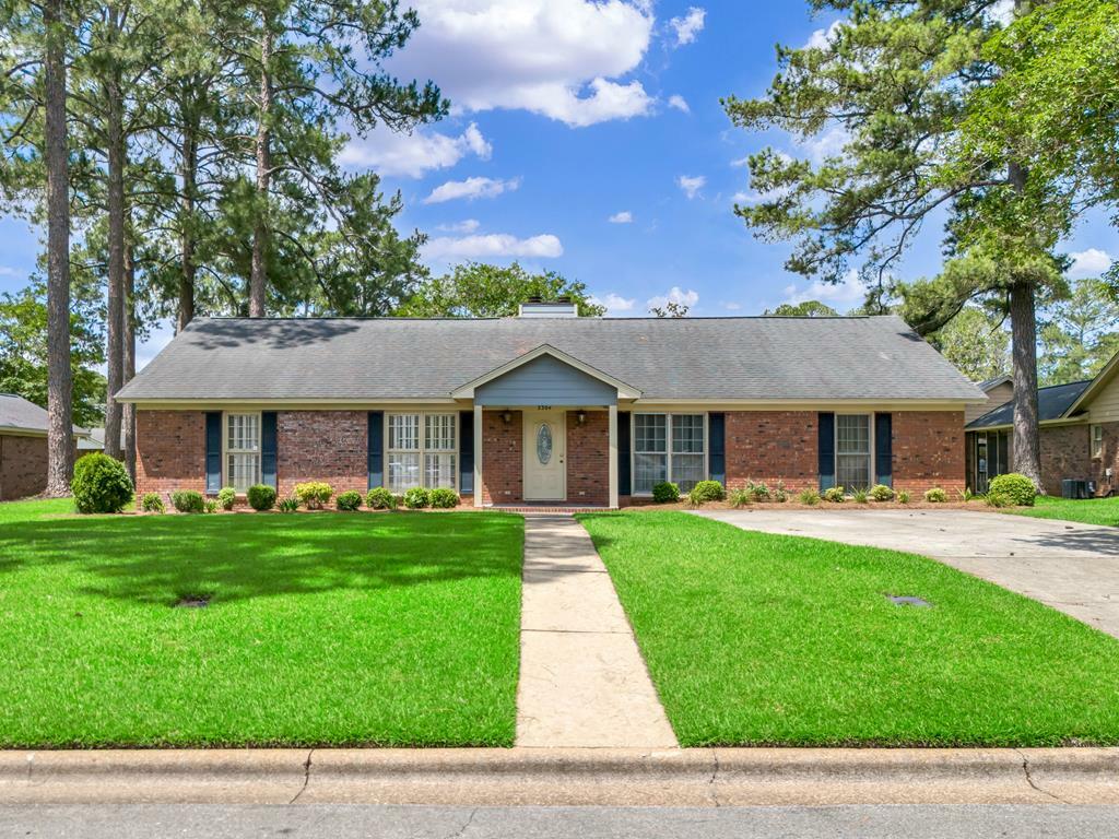 Property Photo: 2304-A Tuxedo Lane GA 31707