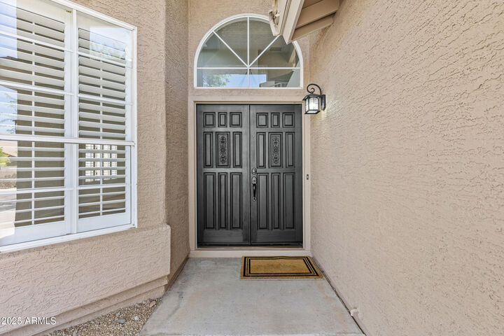 Property Photo: 19187 N 94th Place AZ 85255
