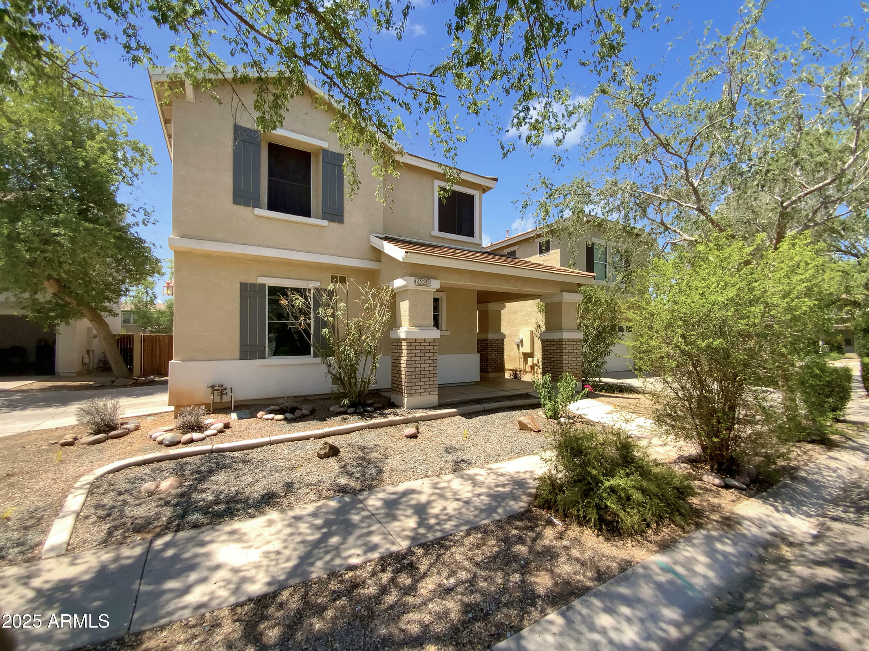 Property Photo: 4229 E Betsy Lane AZ 85296