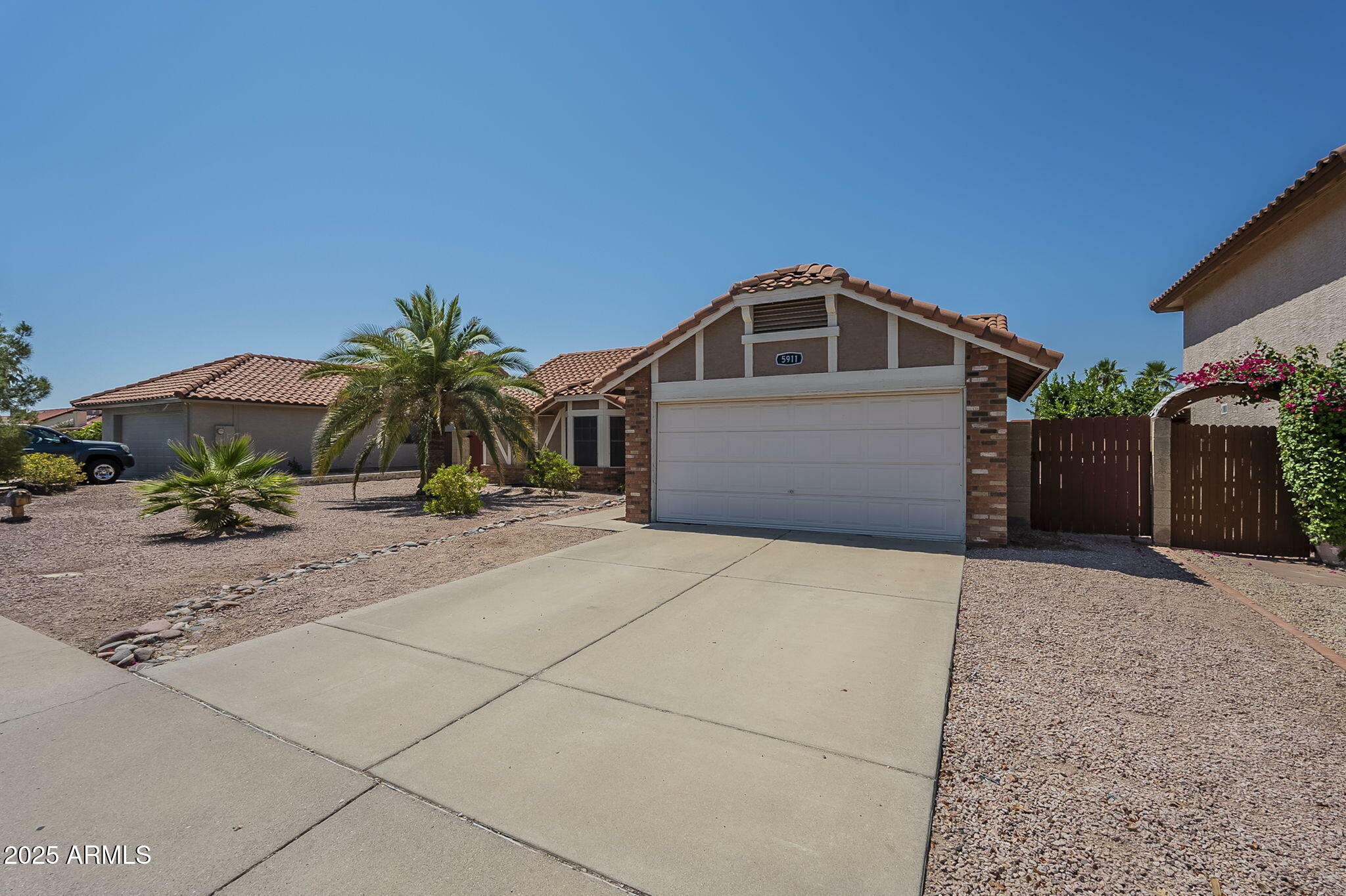 Property Photo: 5911 E Evergreen Street AZ 85205
