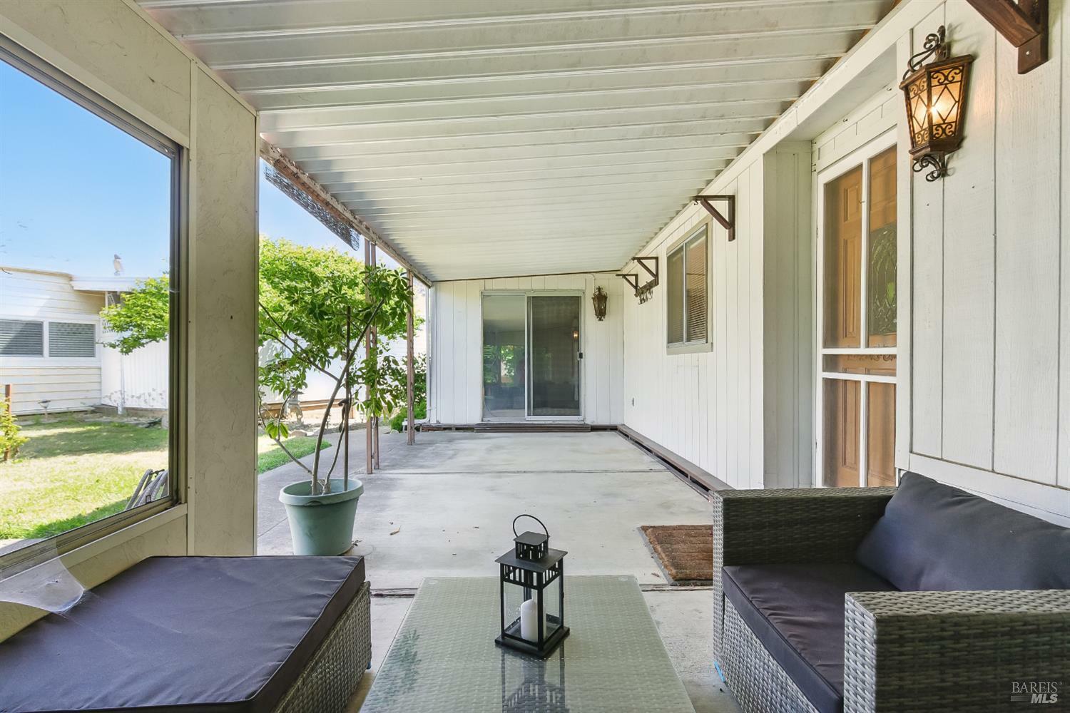 Property Photo: 154 Brookview Court CA 95409