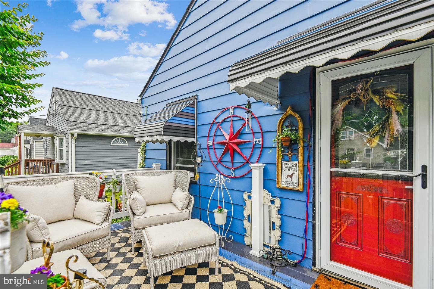 Property Photo:  947 Martin Road  MD 21221 