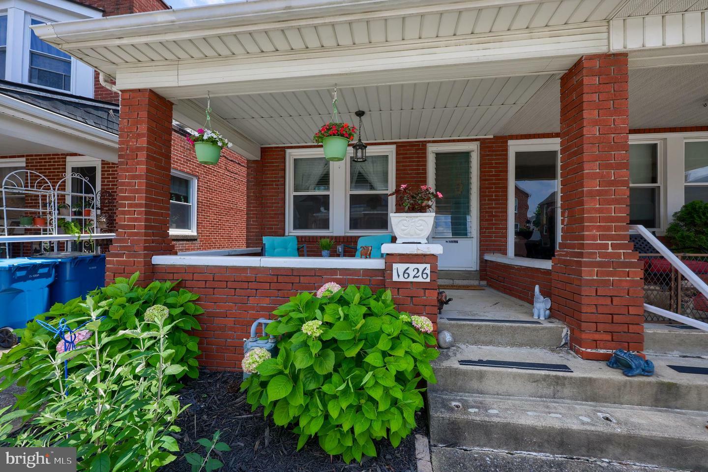 1626 W Philadelphia Street  York PA 17404 photo