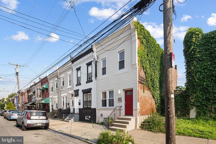 Property Photo:  2944 W Susquehanna Avenue  PA 19121 