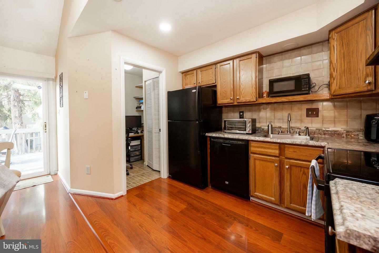 Property Photo: 1101 Saint Michaels Court 1101 PA 19425