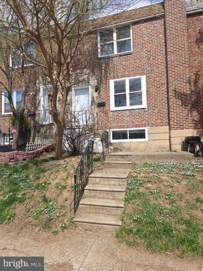 1531 Stevens Street  Philadelphia PA 19149 photo