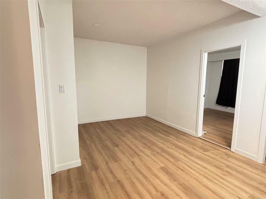 Photo de la propriété: 441 Mountain Avenue MB R2W 1K5