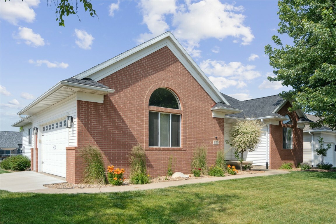 Property Photo: 310 34th Avenue IA 52302