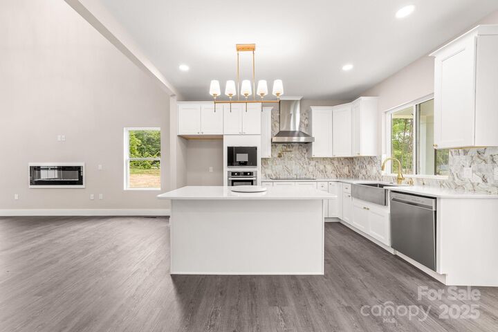 1471 Marshbrooke Lane  Catawba NC 28609 photo