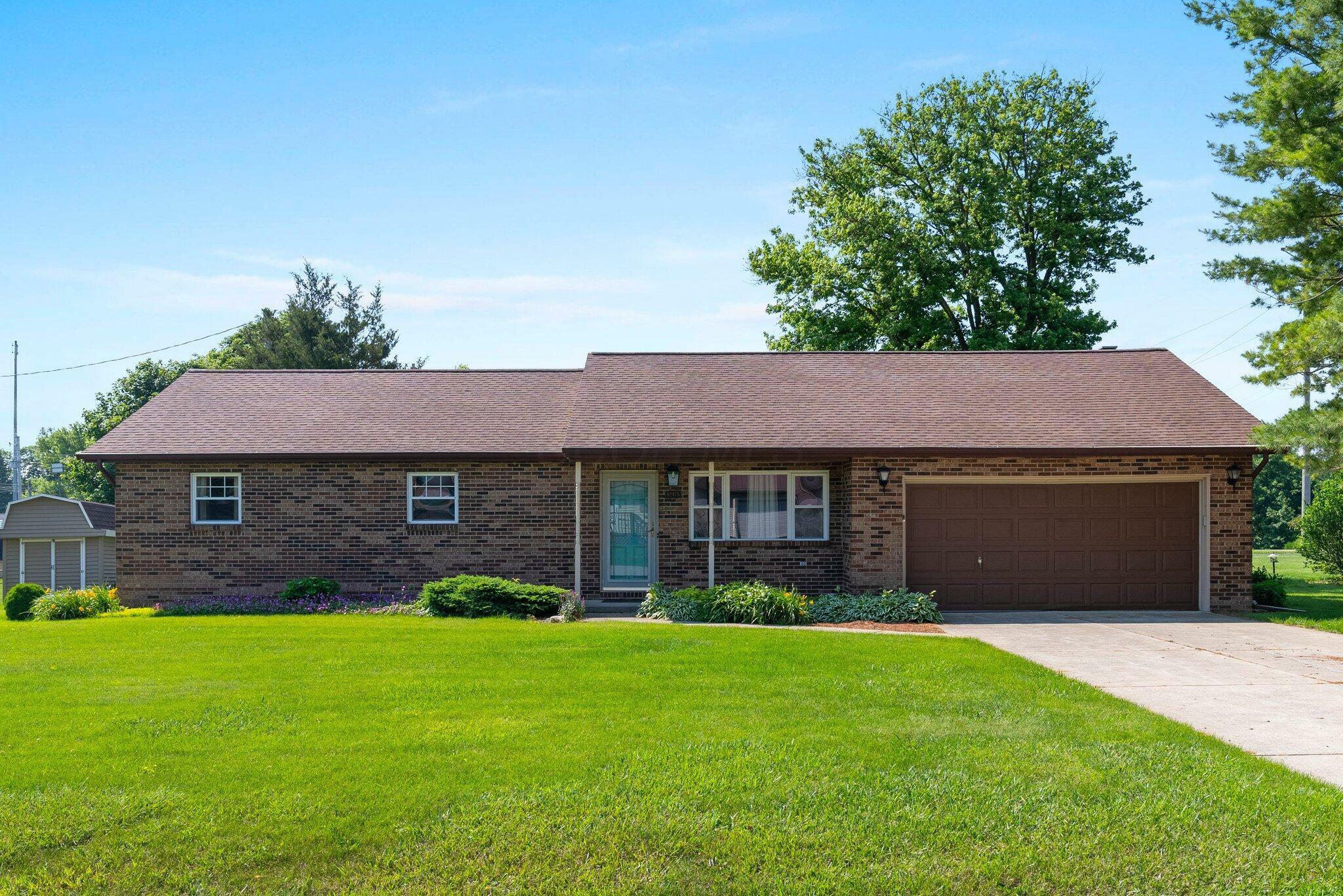 Property Photo: 12475 Oak Drive OH 43146