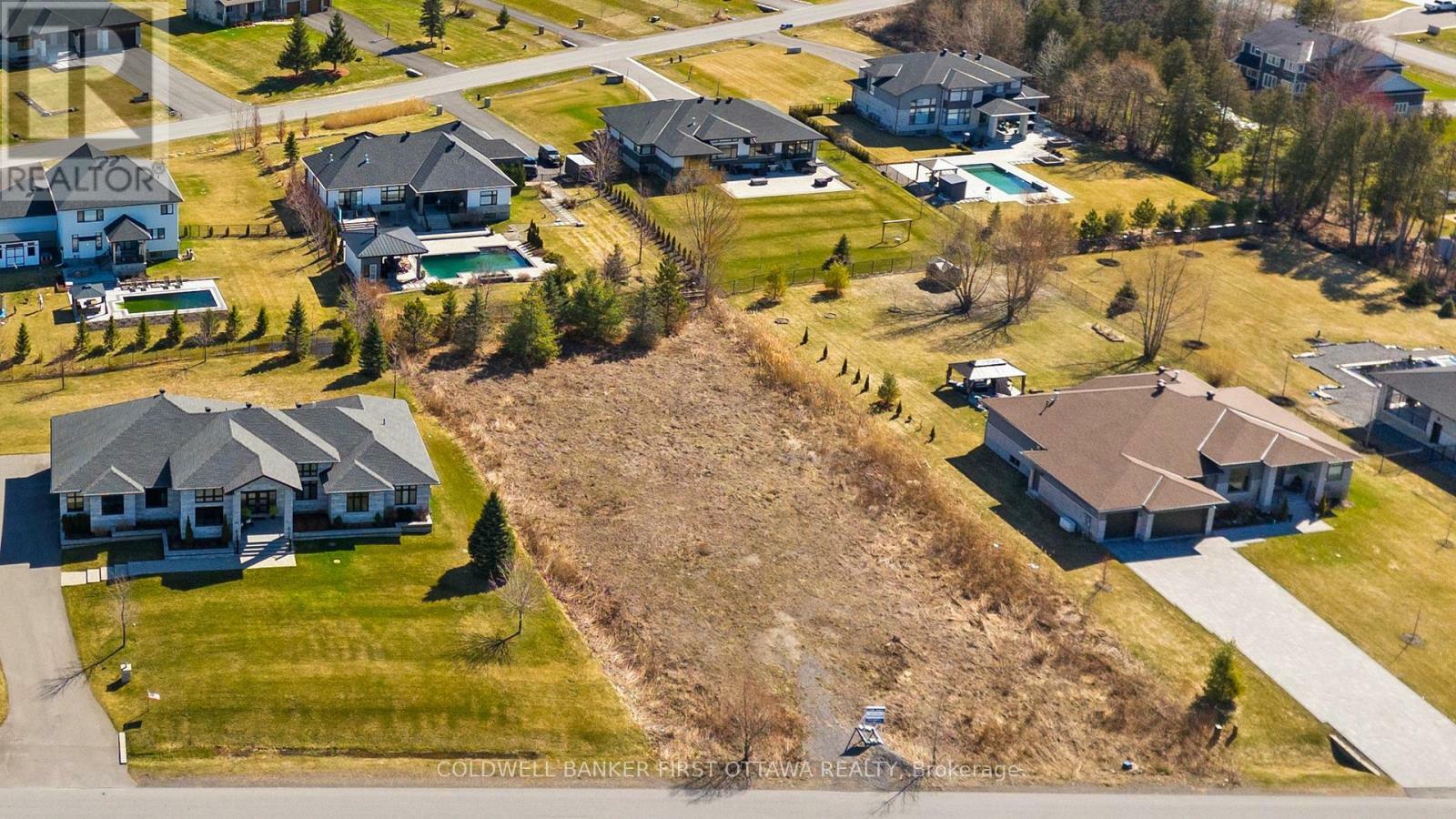 Photo de la propriété: 1235 El Camino Street ON K4P 0C4