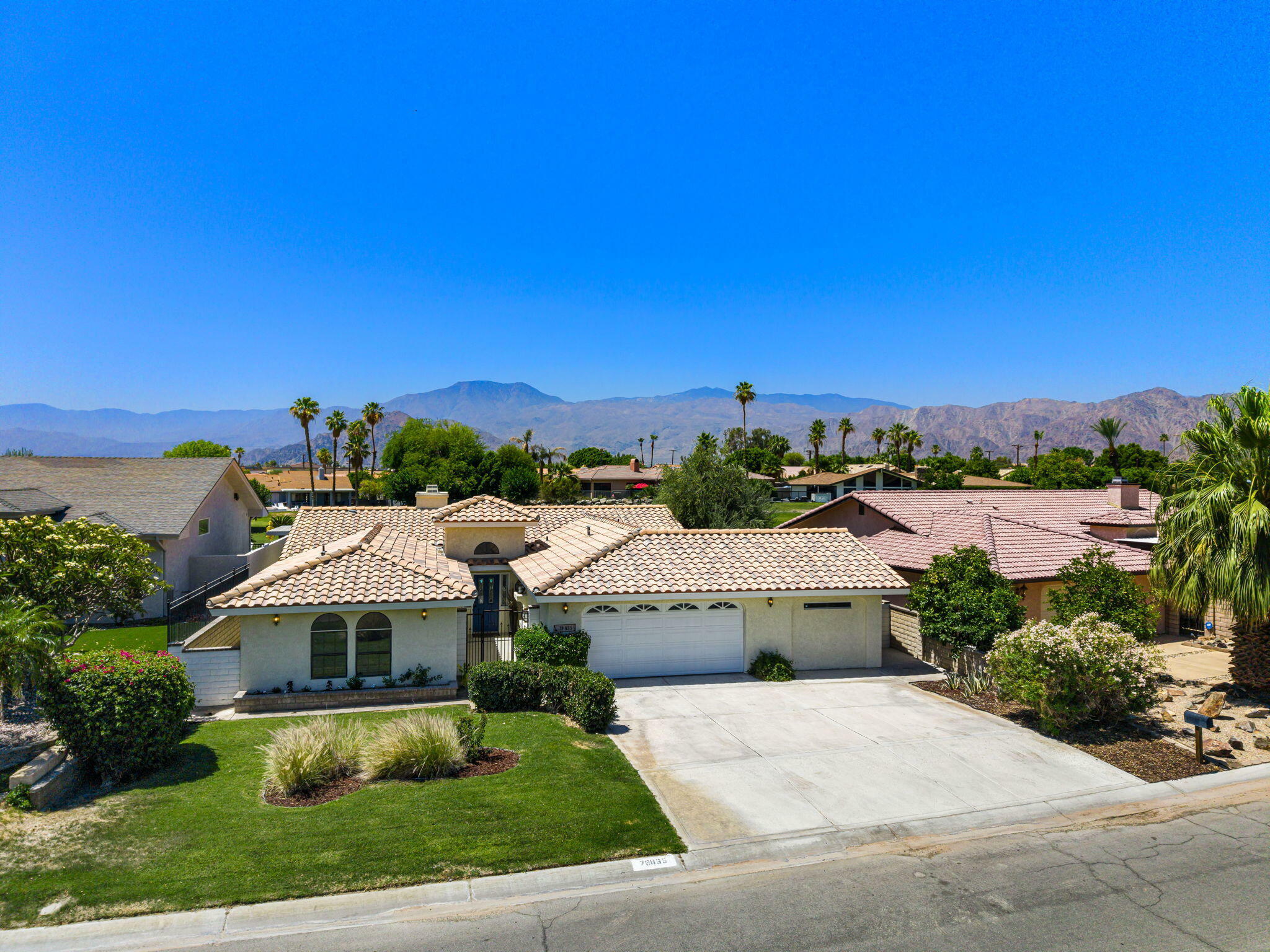 Property Photo:  79835 Horseshoe Road  CA 92253 