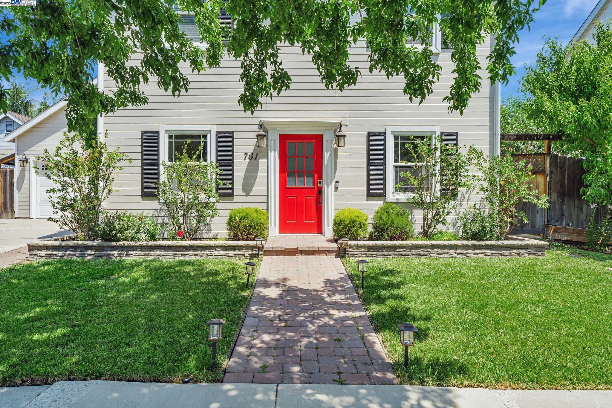Property Photo: 761 Potsgrove Place CA 95377