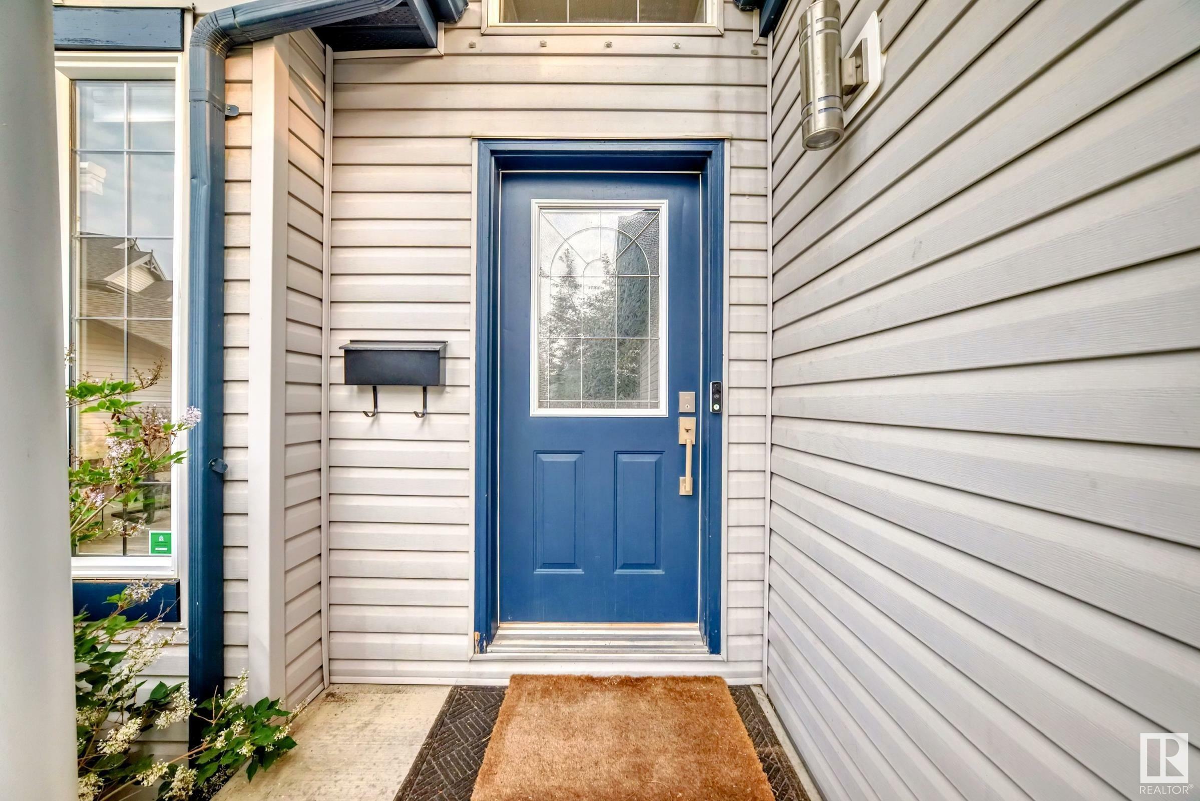 Property Photo: 914 Goodwin Close NW AB T5T 6X8