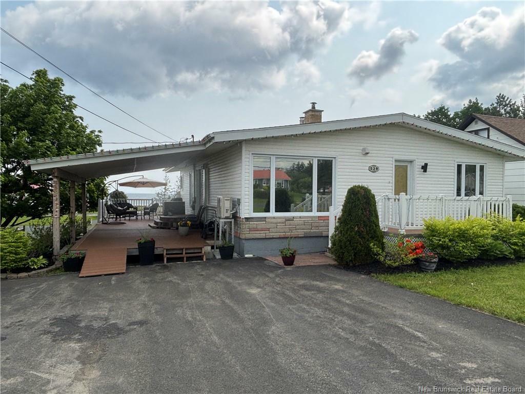 Property Photo: 529 Rue Principale NB E8J 3A2