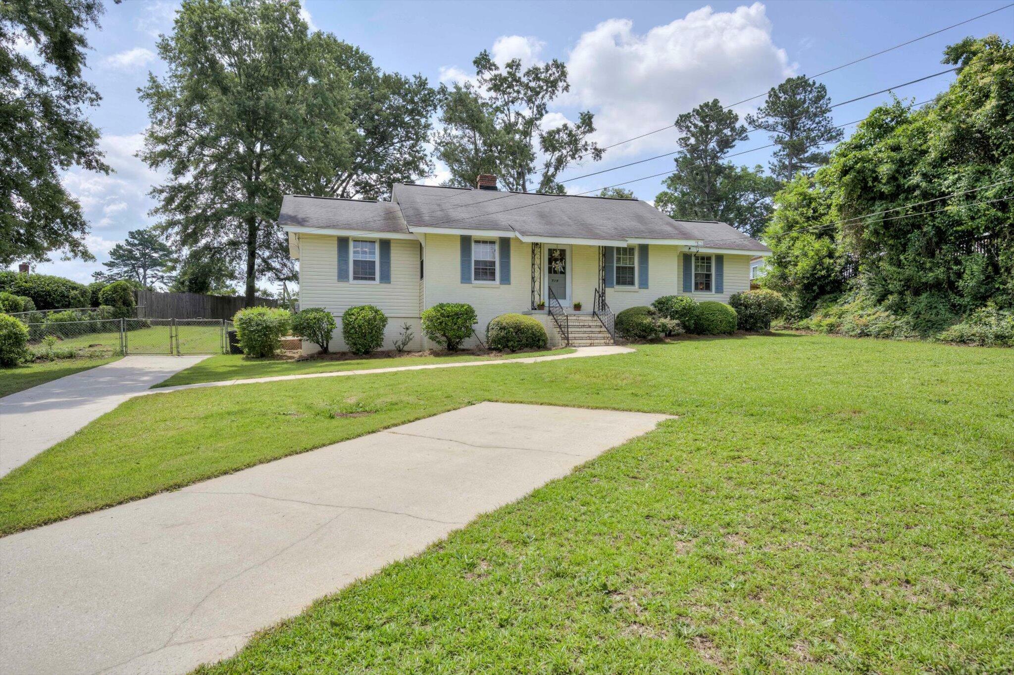 Property Photo: 929 Bluebird Road GA 30904