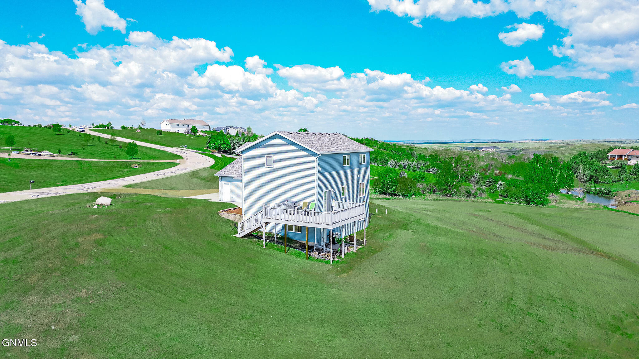 Property Photo: 1500 Telluride Lane ND 58503