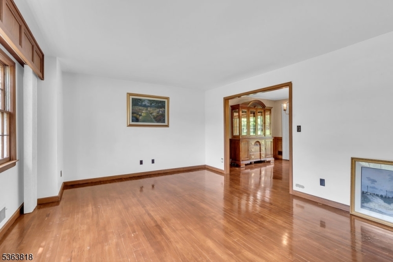 Property Photo: 391 Stony Brook Dr NJ 08807