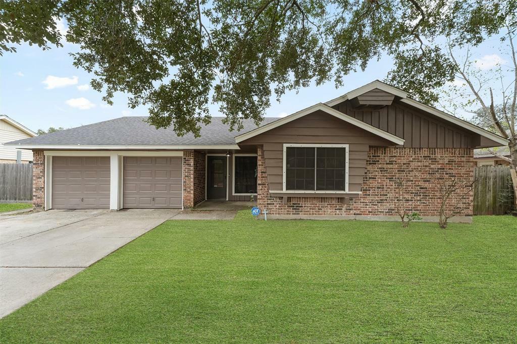 Property Photo: 21518 Greenham Drive TX 77388