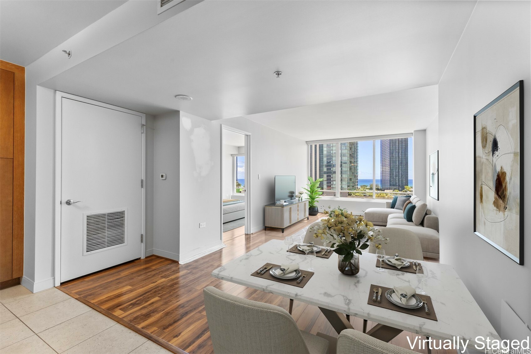 1009 Kapiolani Boulevard 1706  Honolulu HI 96814 photo