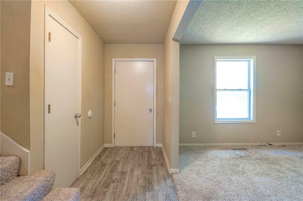 Property Photo: 1214 W Sheridan Street KS 66061