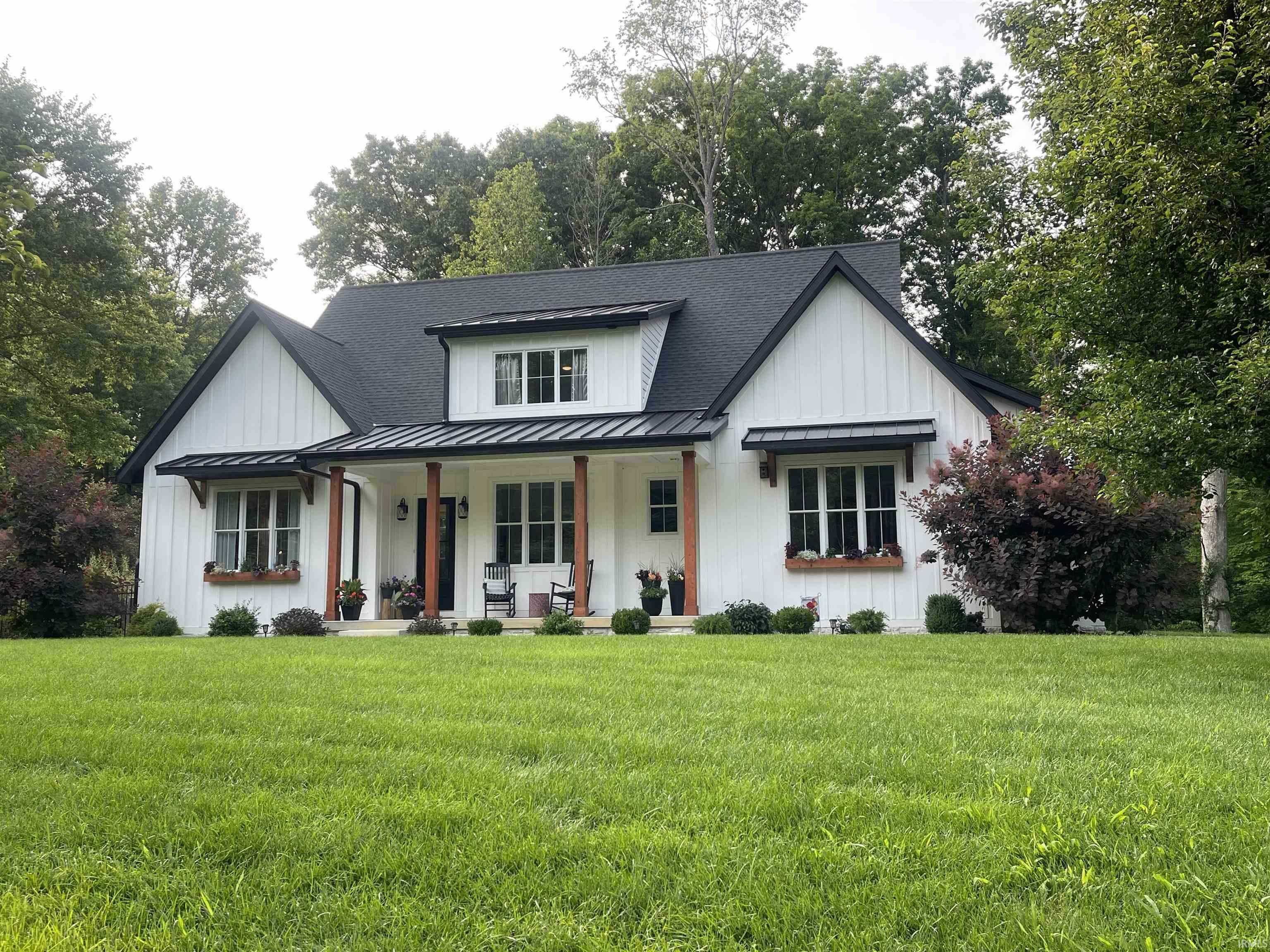 5801 N Shire Glen Drive  Bloomington IN 47408 photo