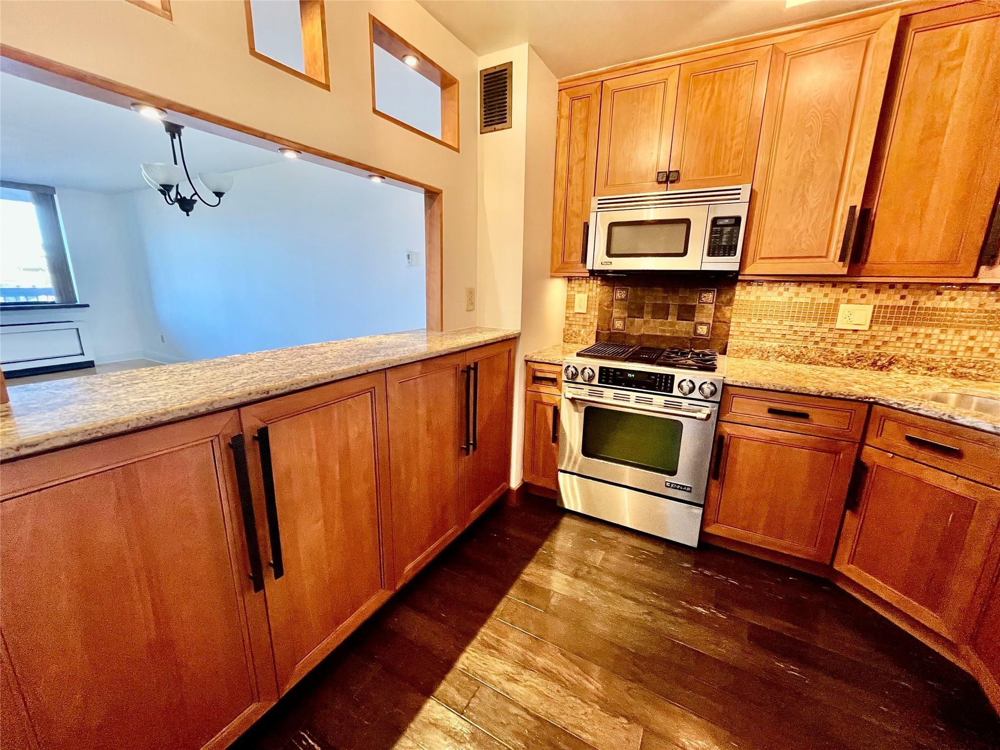 Property Photo: 1374 Midland Avenue 50610708 NY 10708