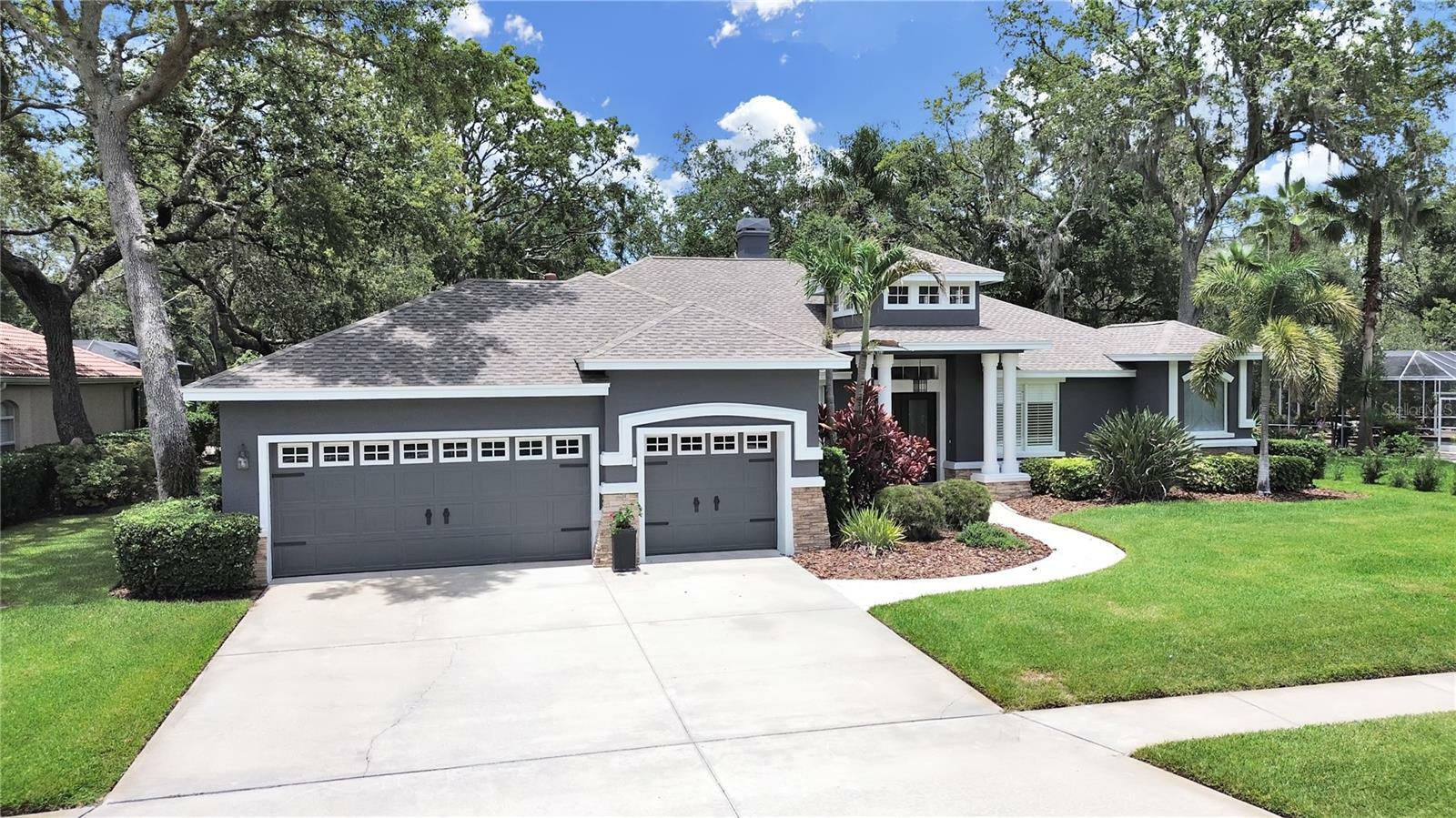 Property Photo: 15024 Eaglepark Place FL 33547