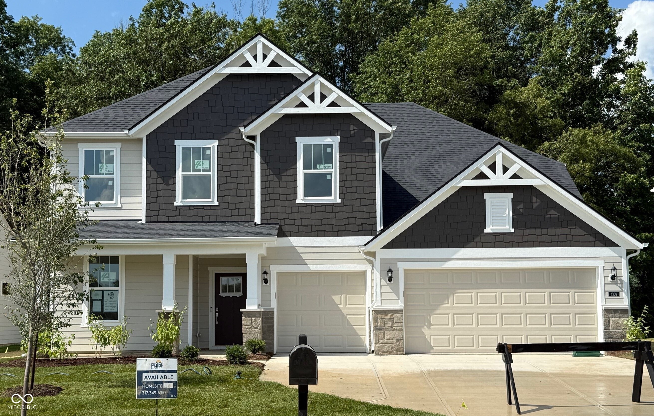 Property Photo: 8356 Leander Avenue IN 46077