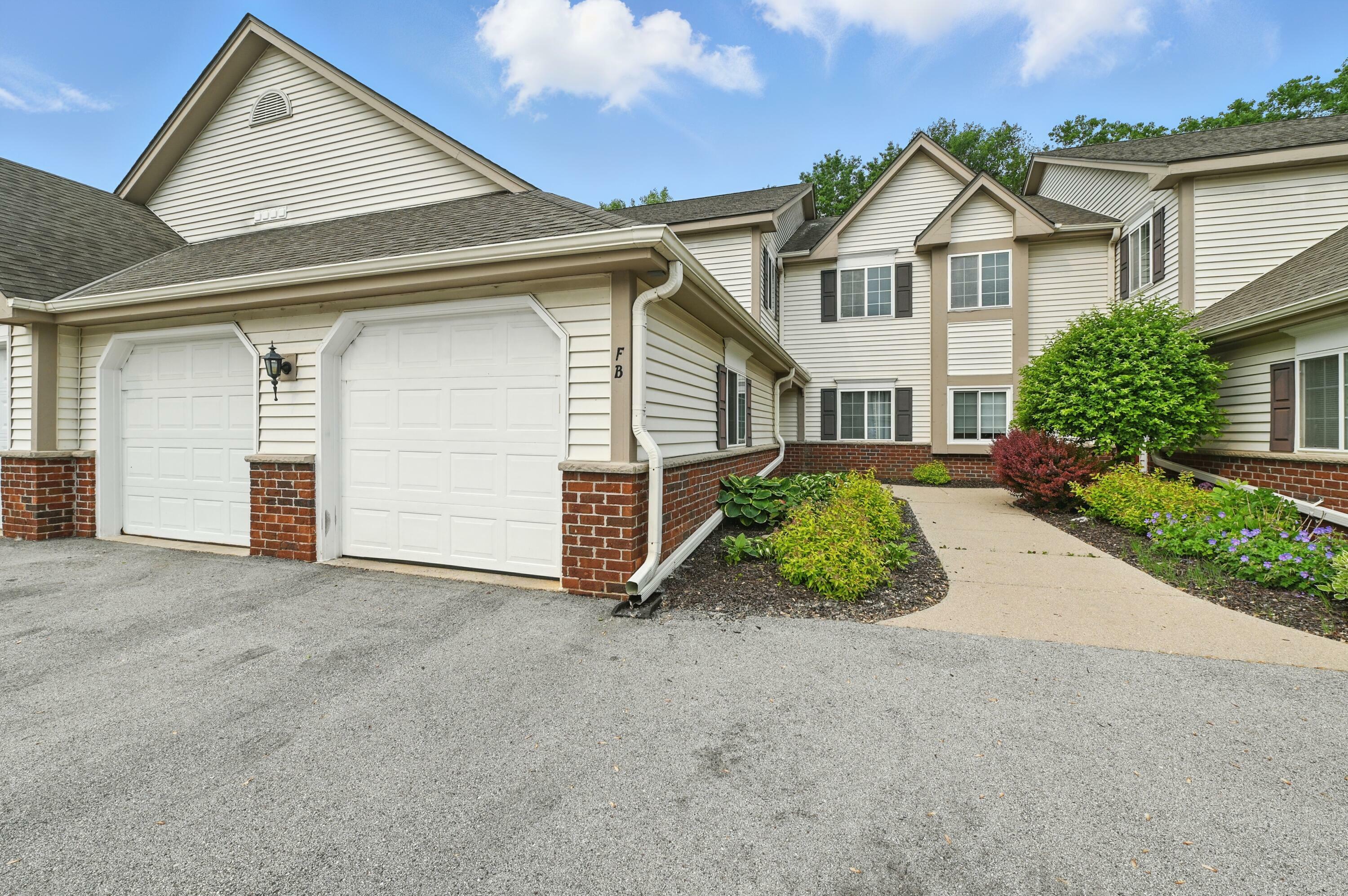 Property Photo: 584 Pewaukee Rd F WI 53072