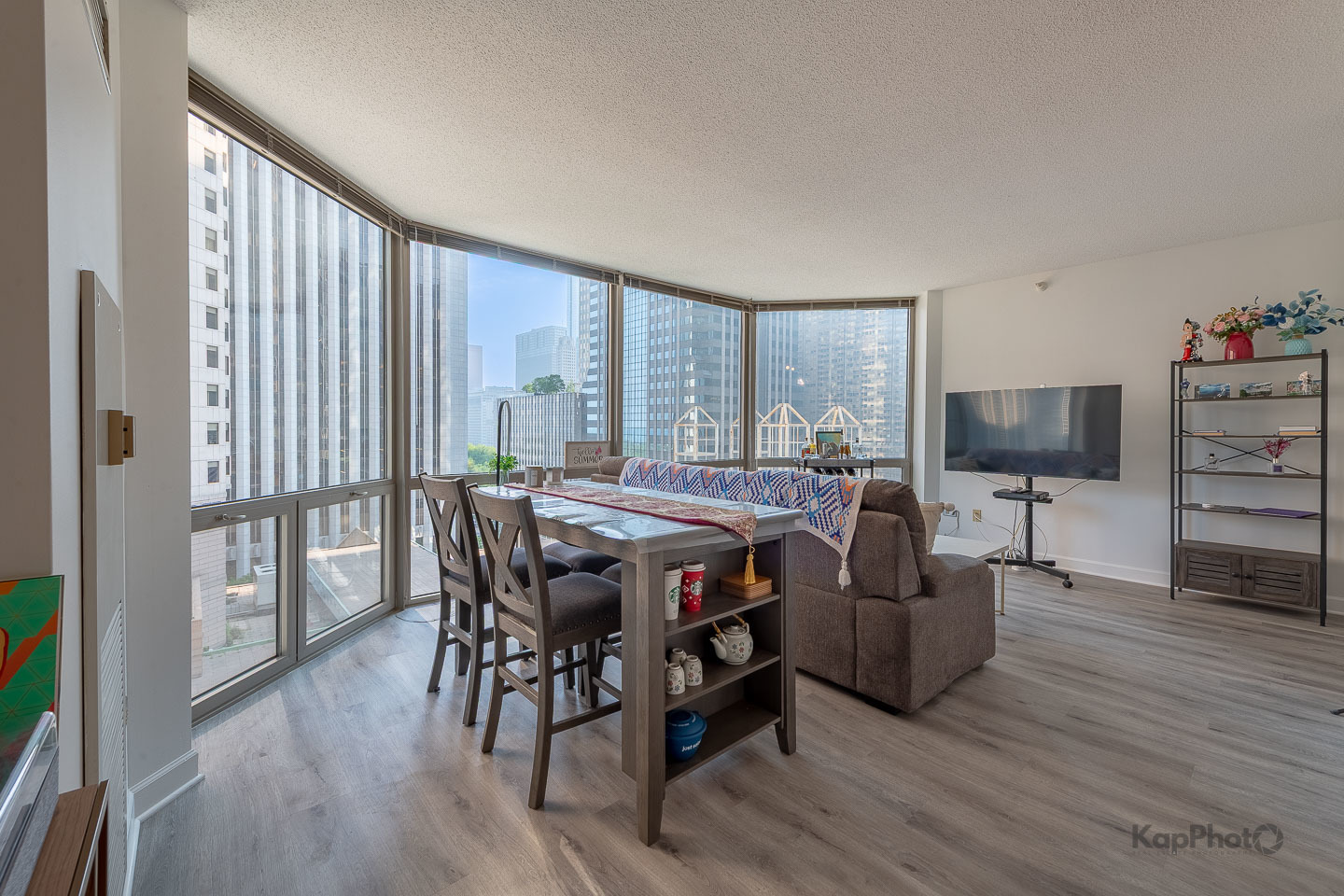 Property Photo:  222 N Columbus Drive 912  IL 60601 