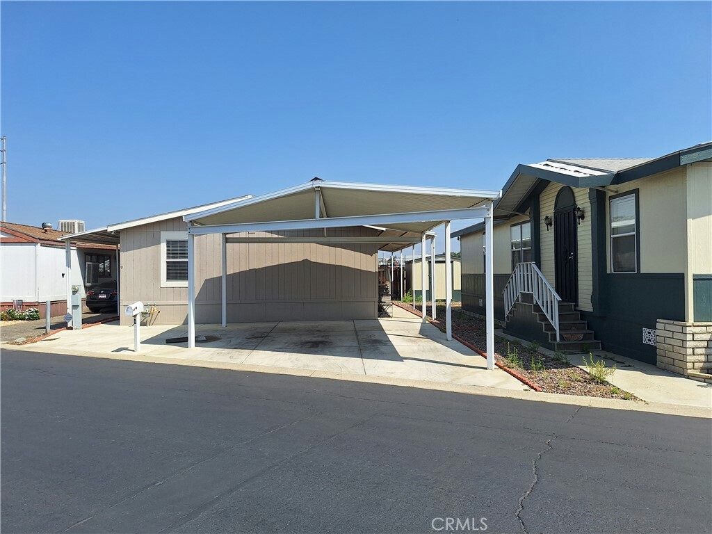 Property Photo:  135 N. Pepper Avenue  CA 92376 