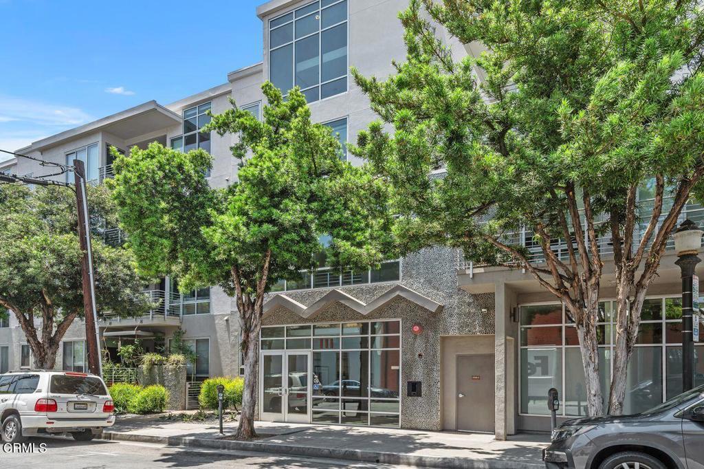 111 S De Lacey Avenue 103  Pasadena CA 91105 photo